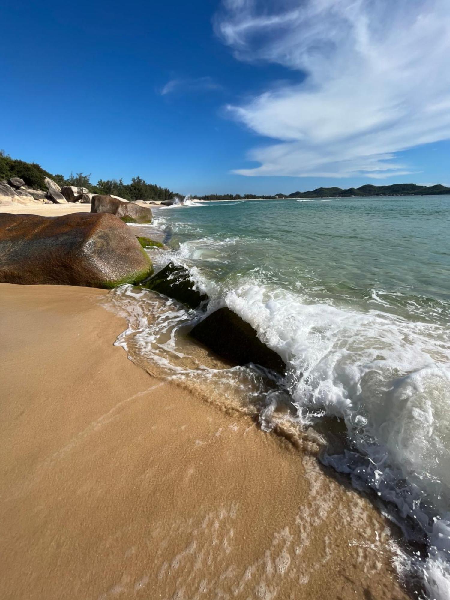 Robinson Beach Bungalow Vinh Hoa Екстер'єр фото
