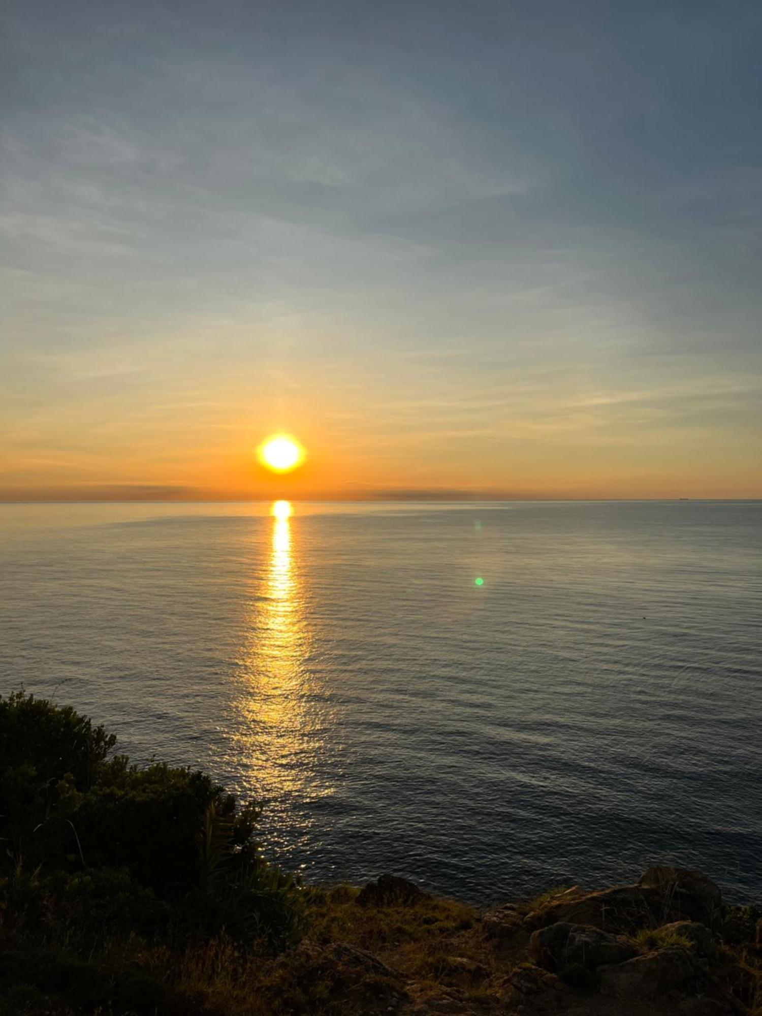 Robinson Beach Bungalow Vinh Hoa Екстер'єр фото