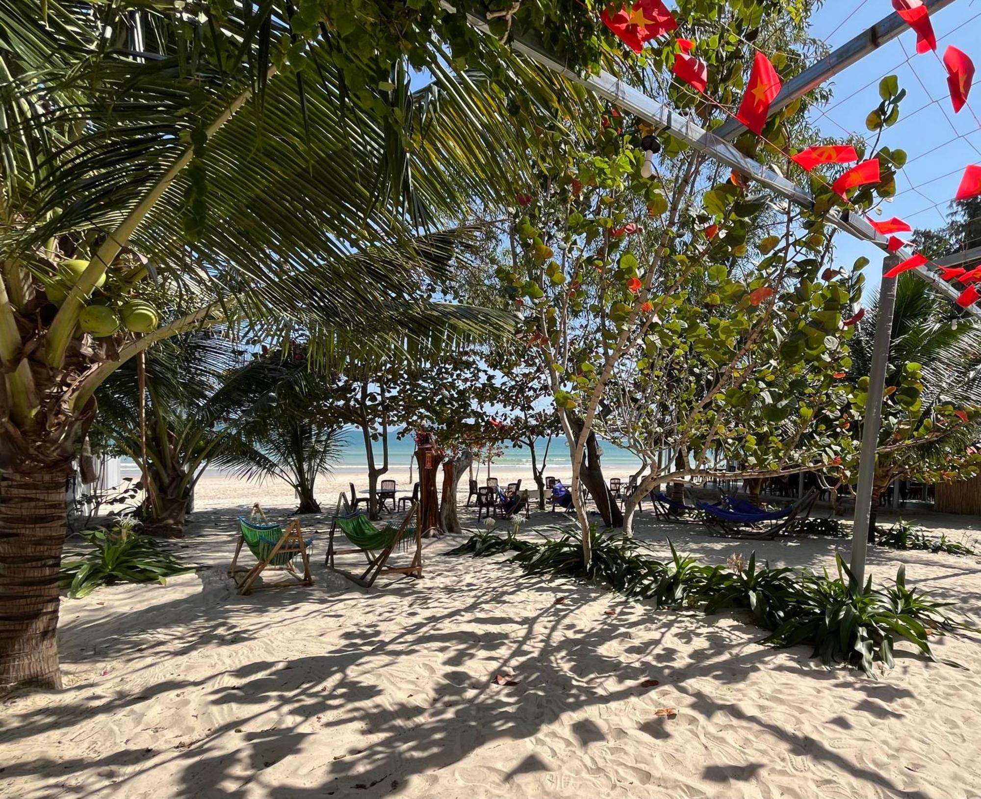 Robinson Beach Bungalow Vinh Hoa Екстер'єр фото