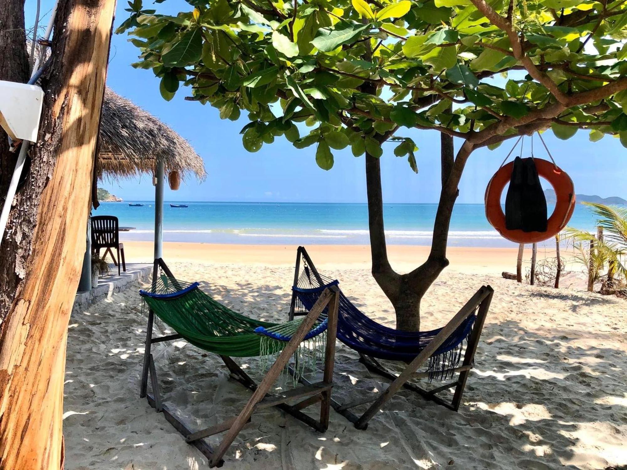 Robinson Beach Bungalow Vinh Hoa Екстер'єр фото